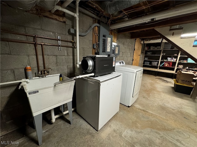 laundry area featuring washer and dryer