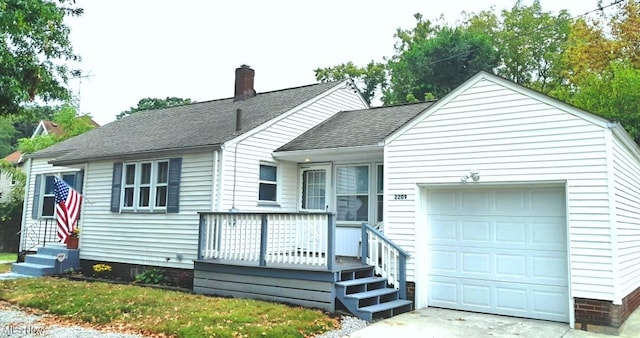 view of front facade with a garage