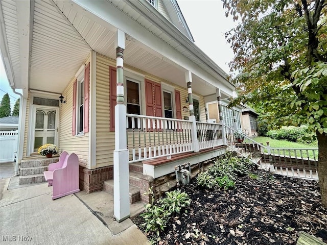 exterior space featuring a porch