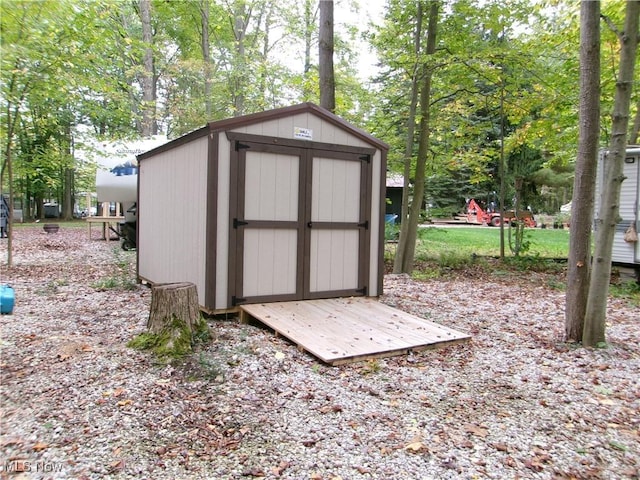 view of outbuilding