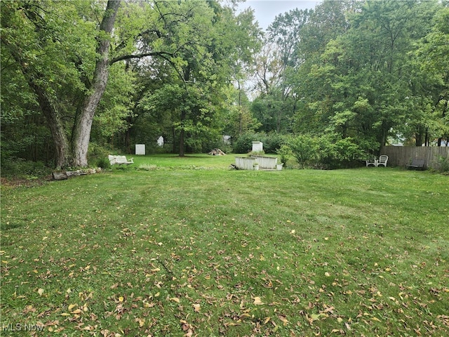 Listing photo 2 for 2261 Lake Rd, Lakemore OH 44312