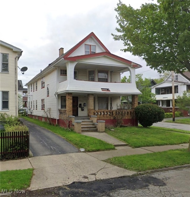 view of front of house featuring covered porch