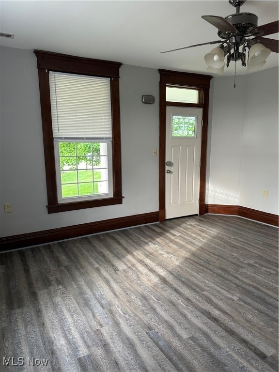 entryway featuring dark hardwood / wood-style floors and ceiling fan