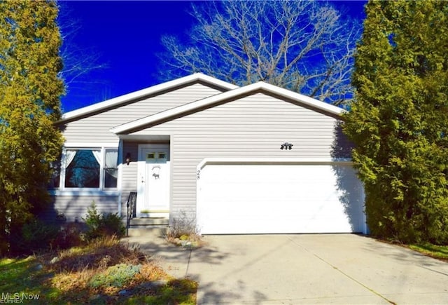 view of front facade with a garage