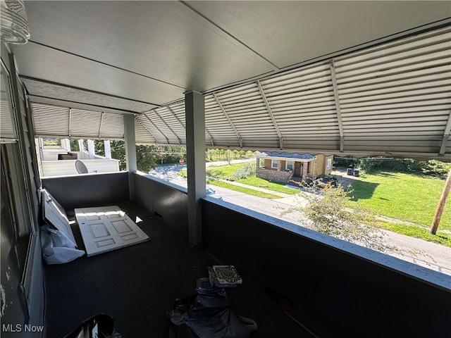 view of unfurnished sunroom