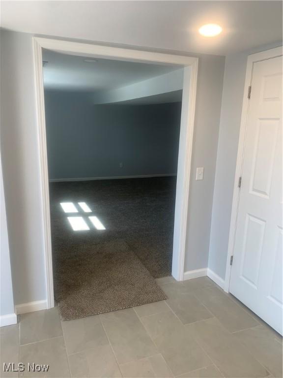 30436 State Route 172, East Rochester, OH 44625 - corridor featuring baseboards and carpet flooring