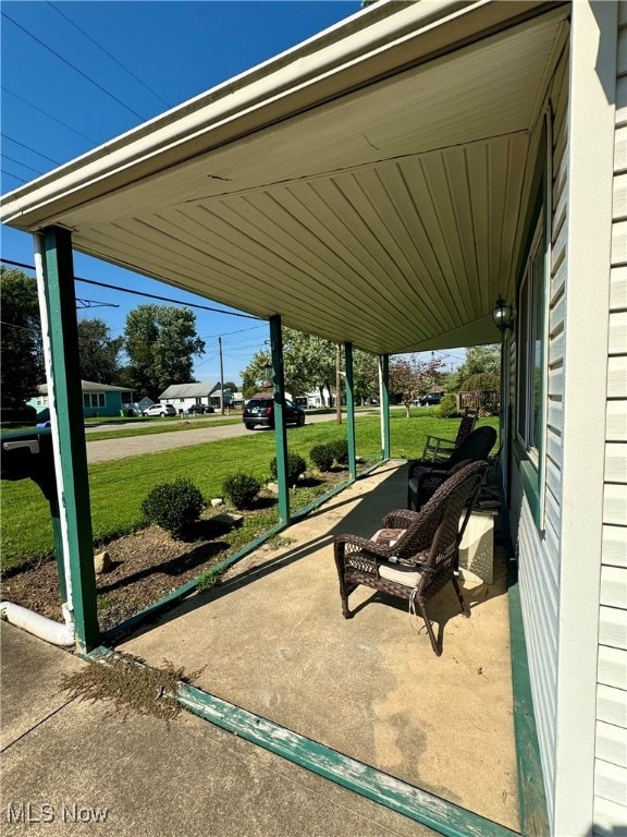 view of community featuring a lawn