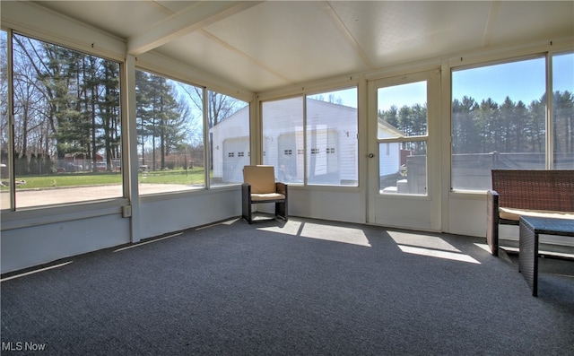 unfurnished sunroom with a healthy amount of sunlight