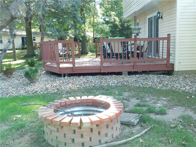 view of wooden deck