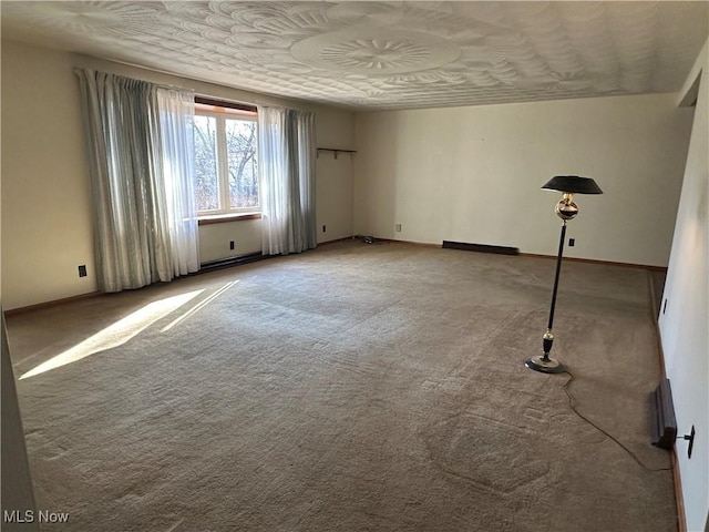 empty room featuring carpet