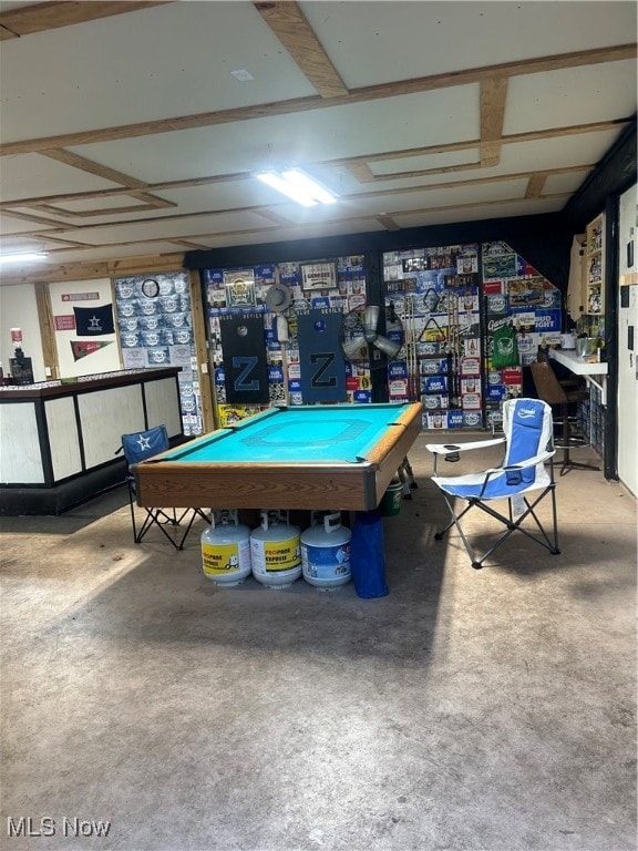 game room featuring billiards