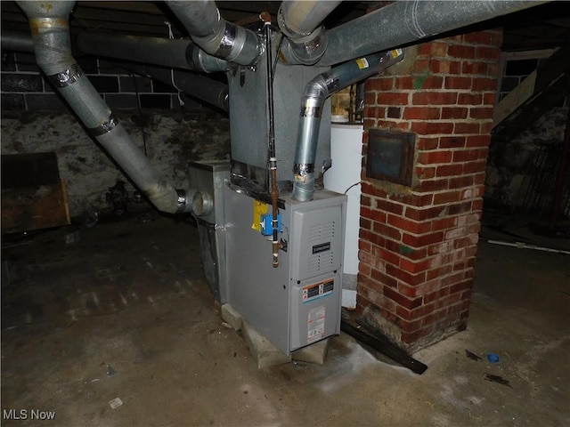 386 Jackson St, Conneaut, OH 44030 - view of utility room