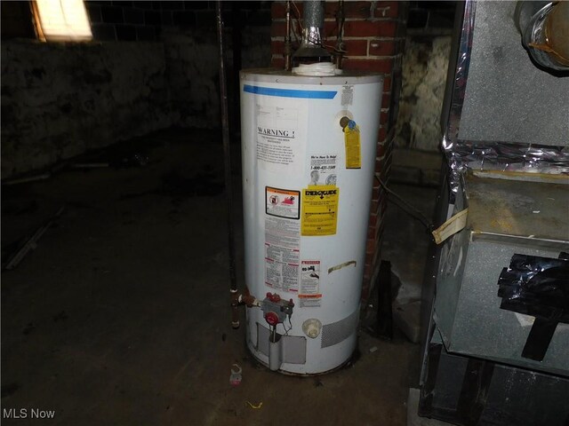 386 Jackson St, Conneaut, OH 44030 - utility room with gas water heater