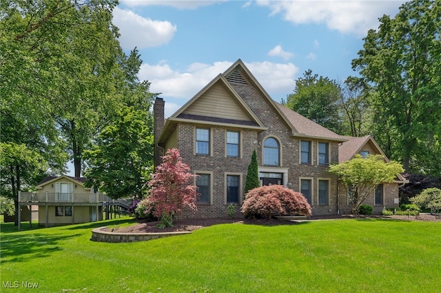 view of front of house with a front yard