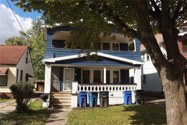 view of front of home featuring a porch