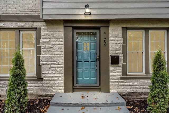 view of property entrance