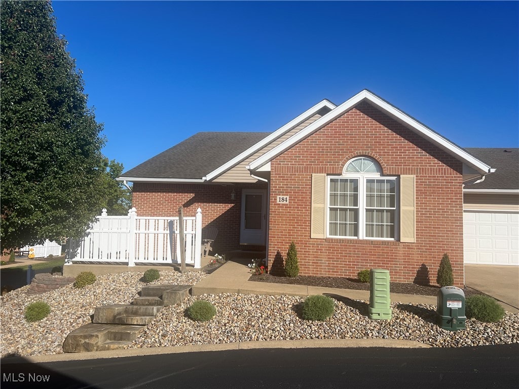 view of front facade with a garage