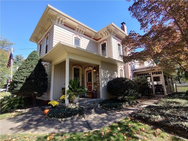 view of italianate home