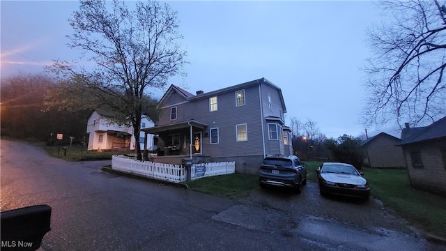 view of front facade with a porch