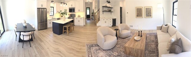 6728 Benedict Dr, Middleburg Heights, OH 44130 - photo 2