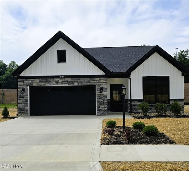 6728 Benedict Dr, Middleburg Heights, OH 44130 - photo 1