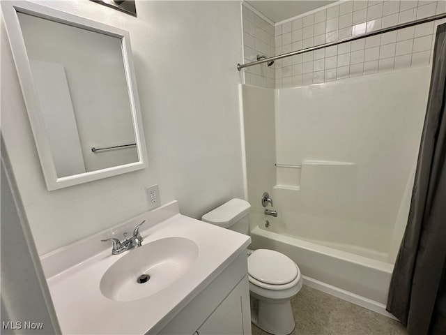 full bathroom with shower / tub combo with curtain, vanity, and toilet