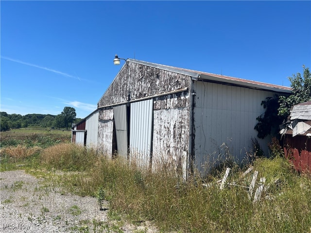 view of outbuilding