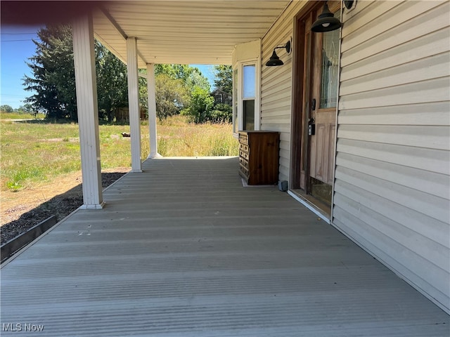 exterior space featuring a porch