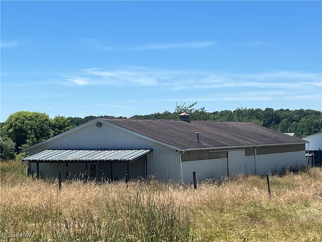 view of property exterior