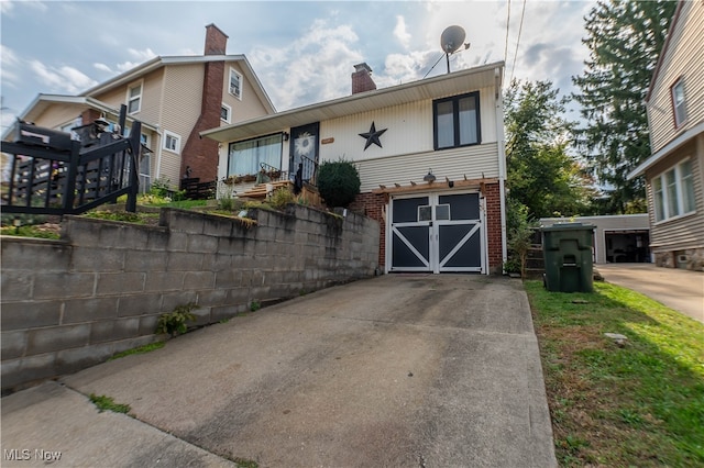 view of front of house