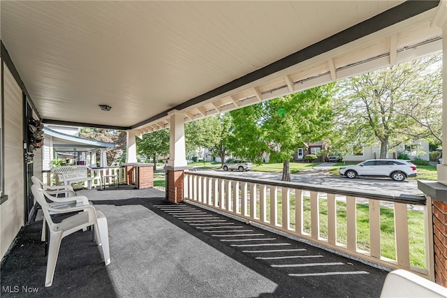 view of patio / terrace featuring covered porch