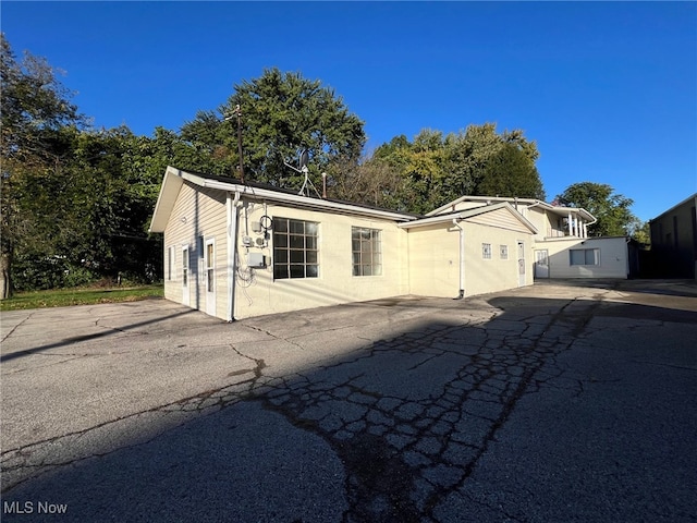 view of manufactured / mobile home