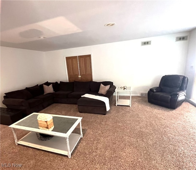 living room with carpet flooring