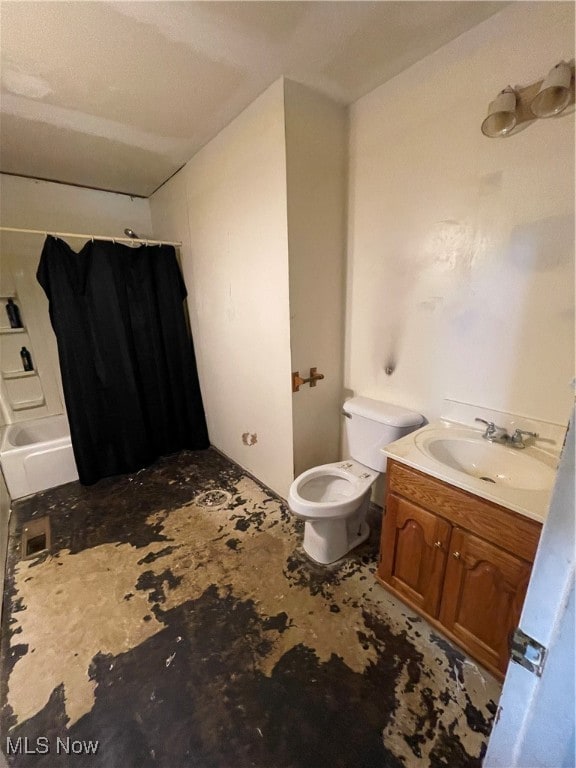 full bathroom with vanity, toilet, and shower / bathtub combination with curtain