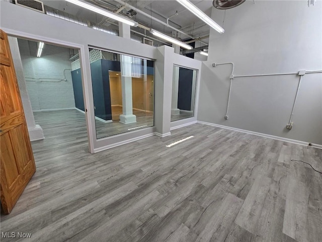 1667 E 40th St, Cleveland, OH 44103 - photo 14