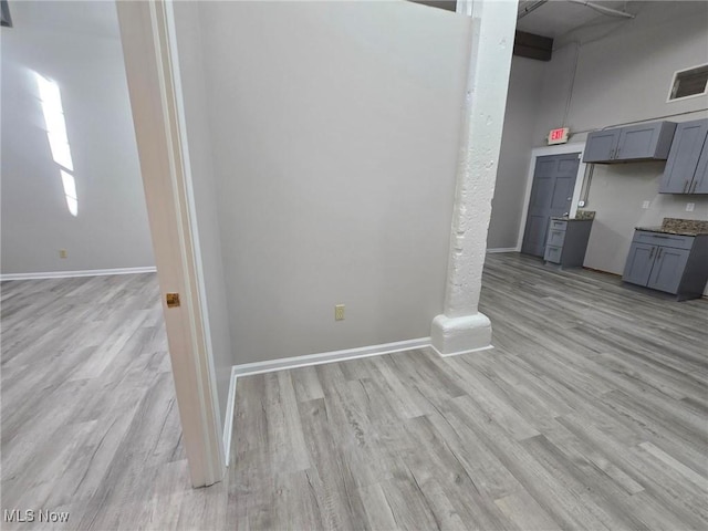 1667 E 40th St, Cleveland, OH 44103 - photo 25