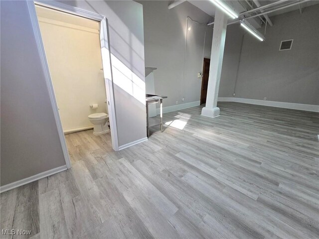 1667 E 40th St, Cleveland, OH 44103 - photo 31