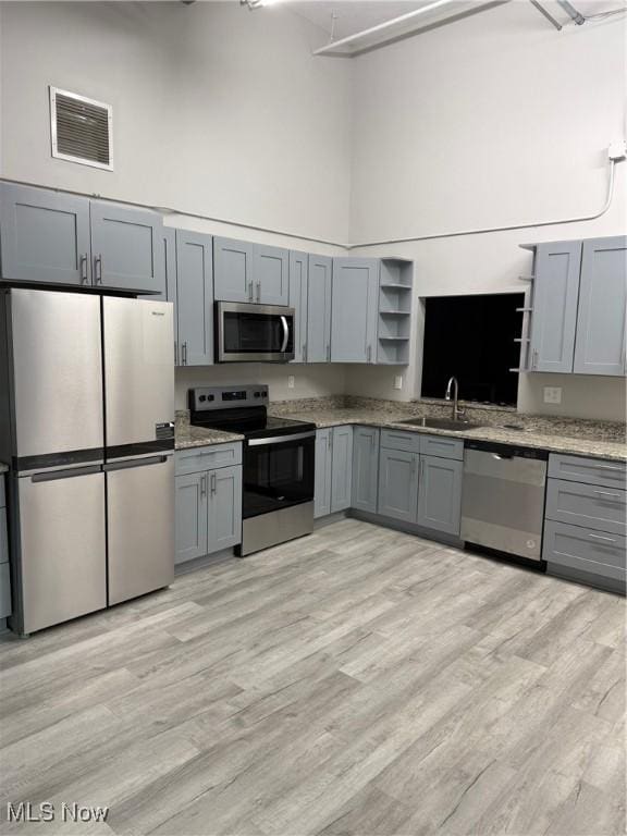 1667 E 40th St, Cleveland, OH 44103 - photo 29