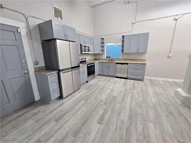 1667 E 40th St, Cleveland, OH 44103 - photo 28