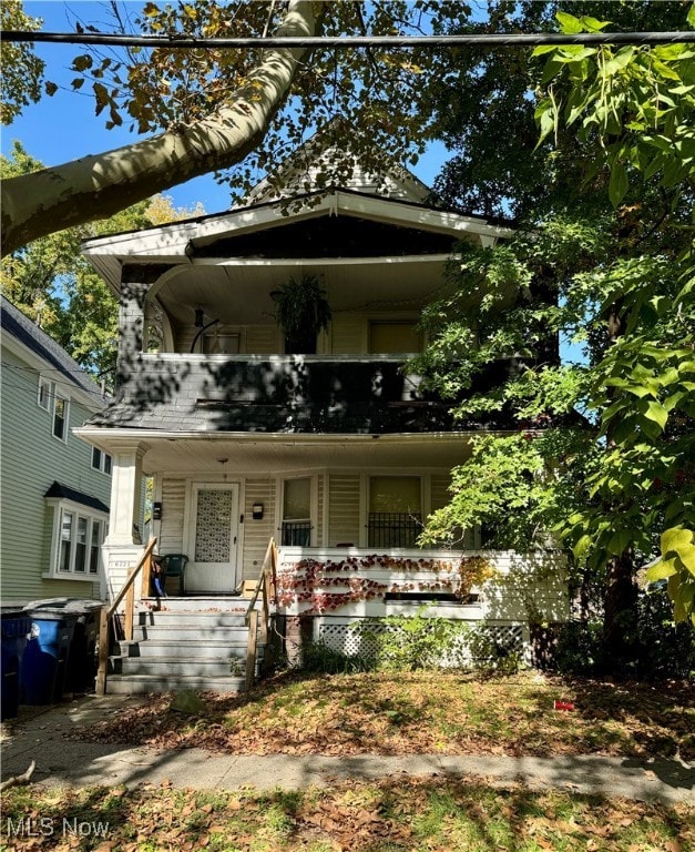 view of front of home featuring covered porch