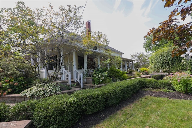 view of front of property with a porch