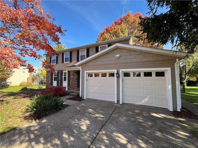 view of front facade with a garage