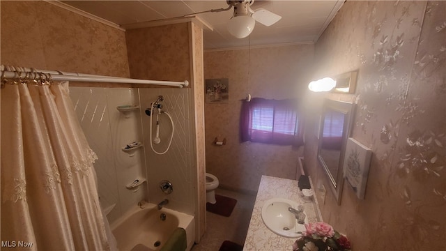 full bathroom with toilet, crown molding, shower / tub combo with curtain, vanity, and ceiling fan