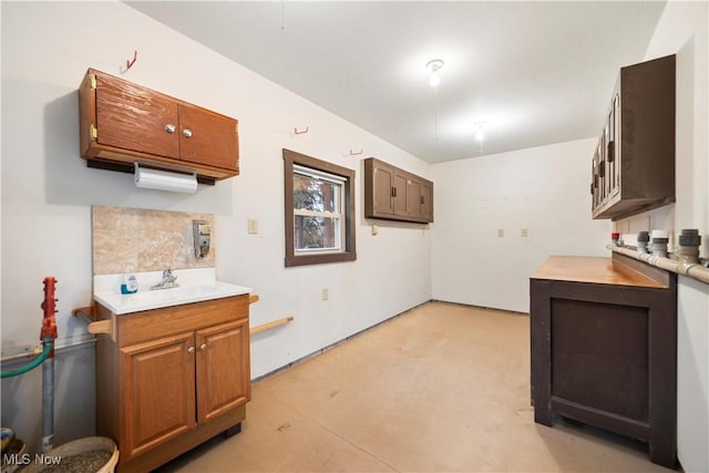 kitchen featuring sink