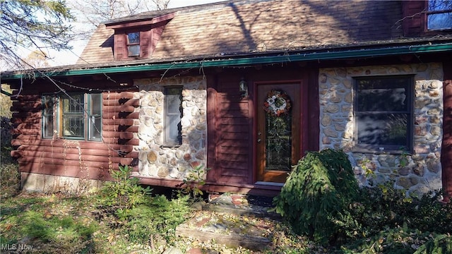 view of property entrance