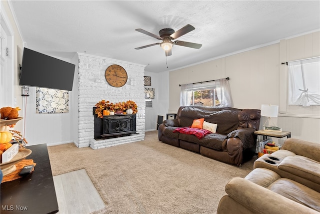 living room featuring carpet and ornamental molding