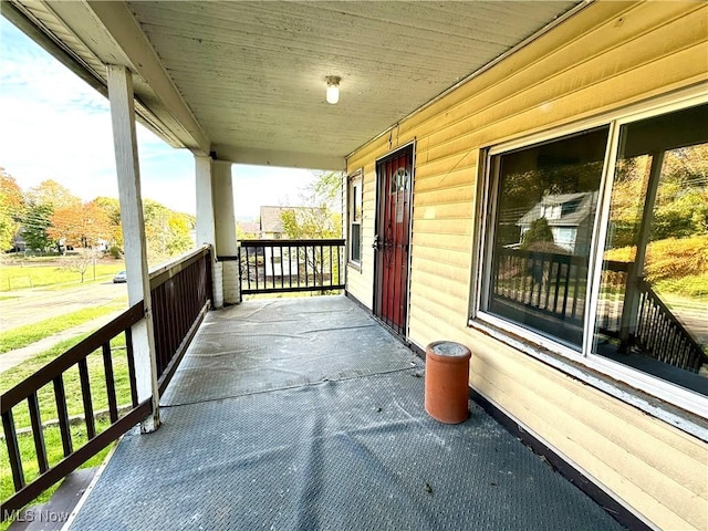 view of patio featuring covered porch