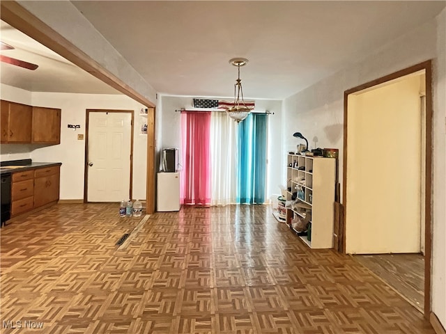 dining room with light parquet floors and ceiling fan