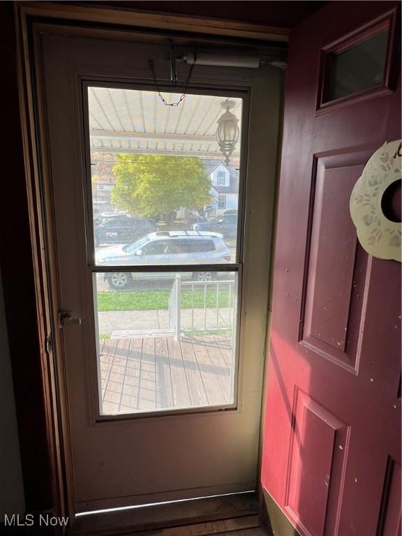 1208 N 4th St, Toronto, OH 43964 - view of entryway