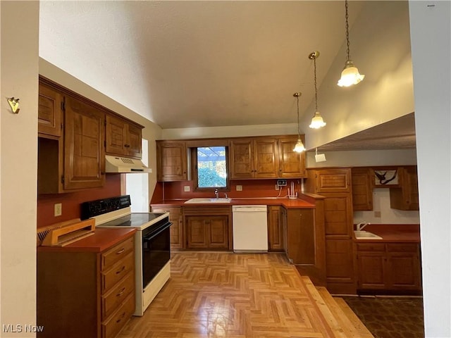 kitchen with white appliances, sink, vaulted ceiling, decorative light fixtures, and light parquet flooring